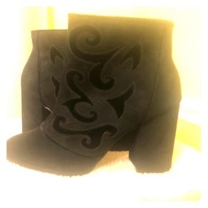 Avenue black embroidered bootie